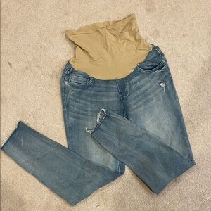 Seven7 maternity cut of ankle jeans size 8 over the belly